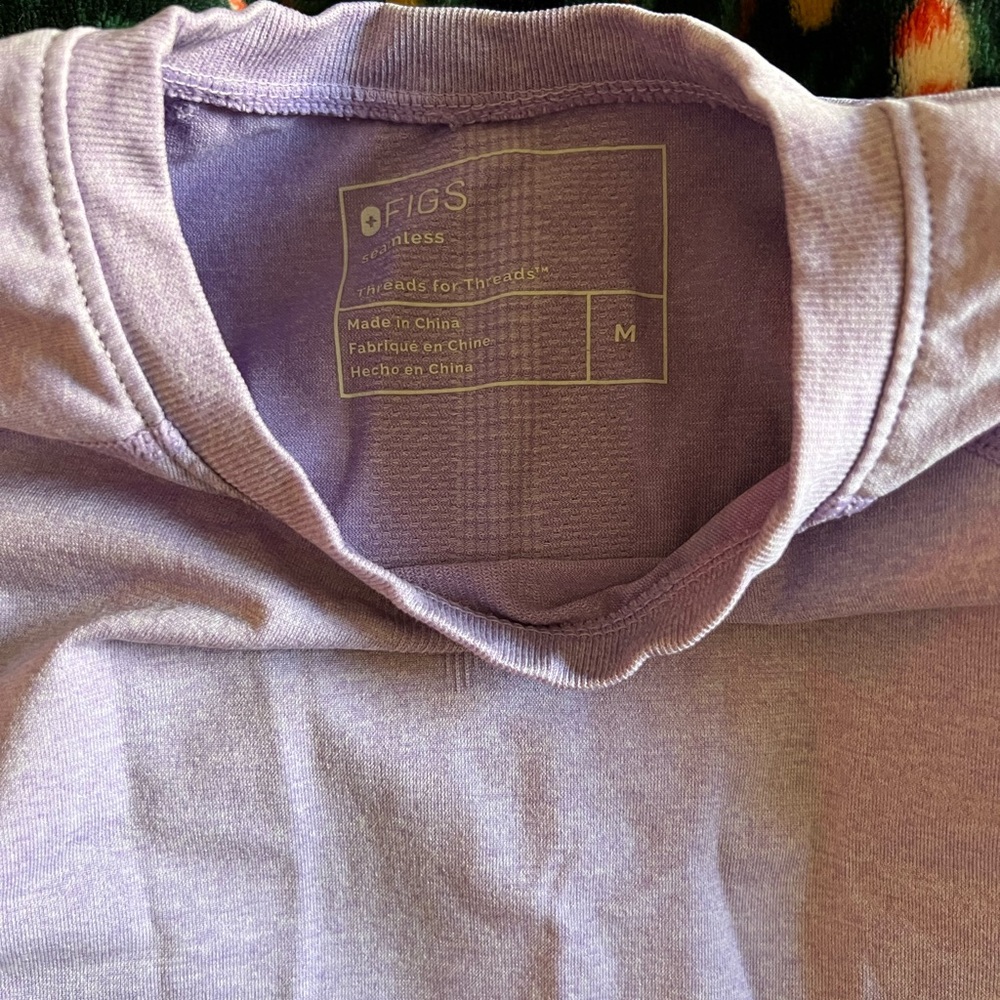 Figs salta underscrub top in  Lavender Dew - Picture 3 of 5